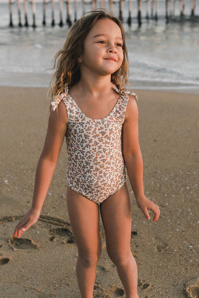 Girl Swimwear Kid Pink Swimsuit Child String Teen Little Bikini (3R-T231) -  China Children Bikin and Swimwear price