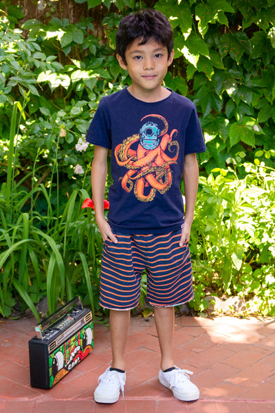 Boys Shorts Appaman Camp - Tangerine Stripe Kids Model