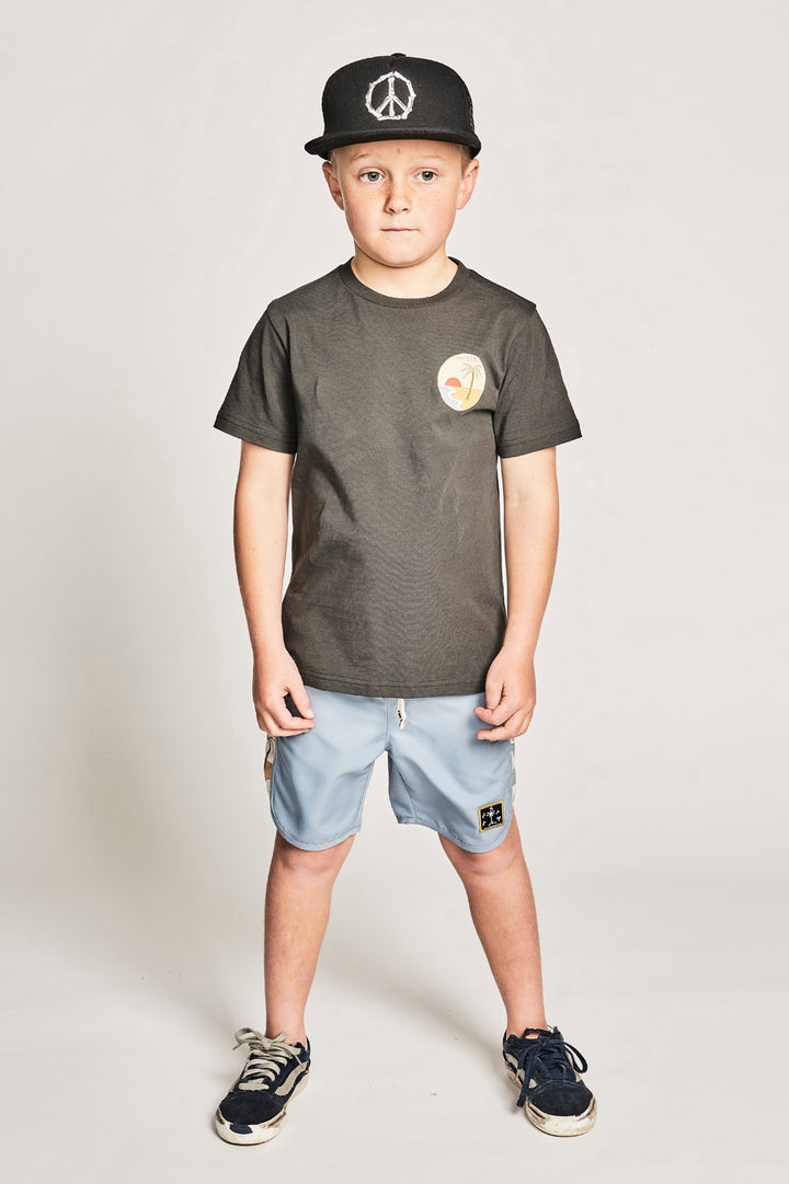 Boys Swim Munster Kids Sideray Boardshorts fit